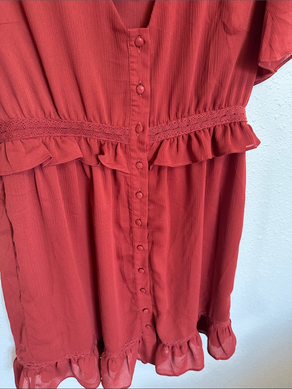 Francesca’s miami Rust Red Button-Front Ruffle Mini Dress Size S/M - Picture 4 of 12